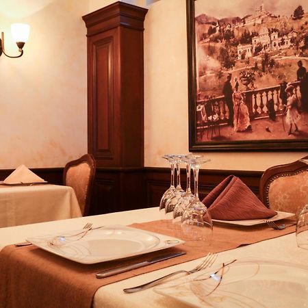 Hotel Foisorul Cu Flori Синая Экстерьер фото